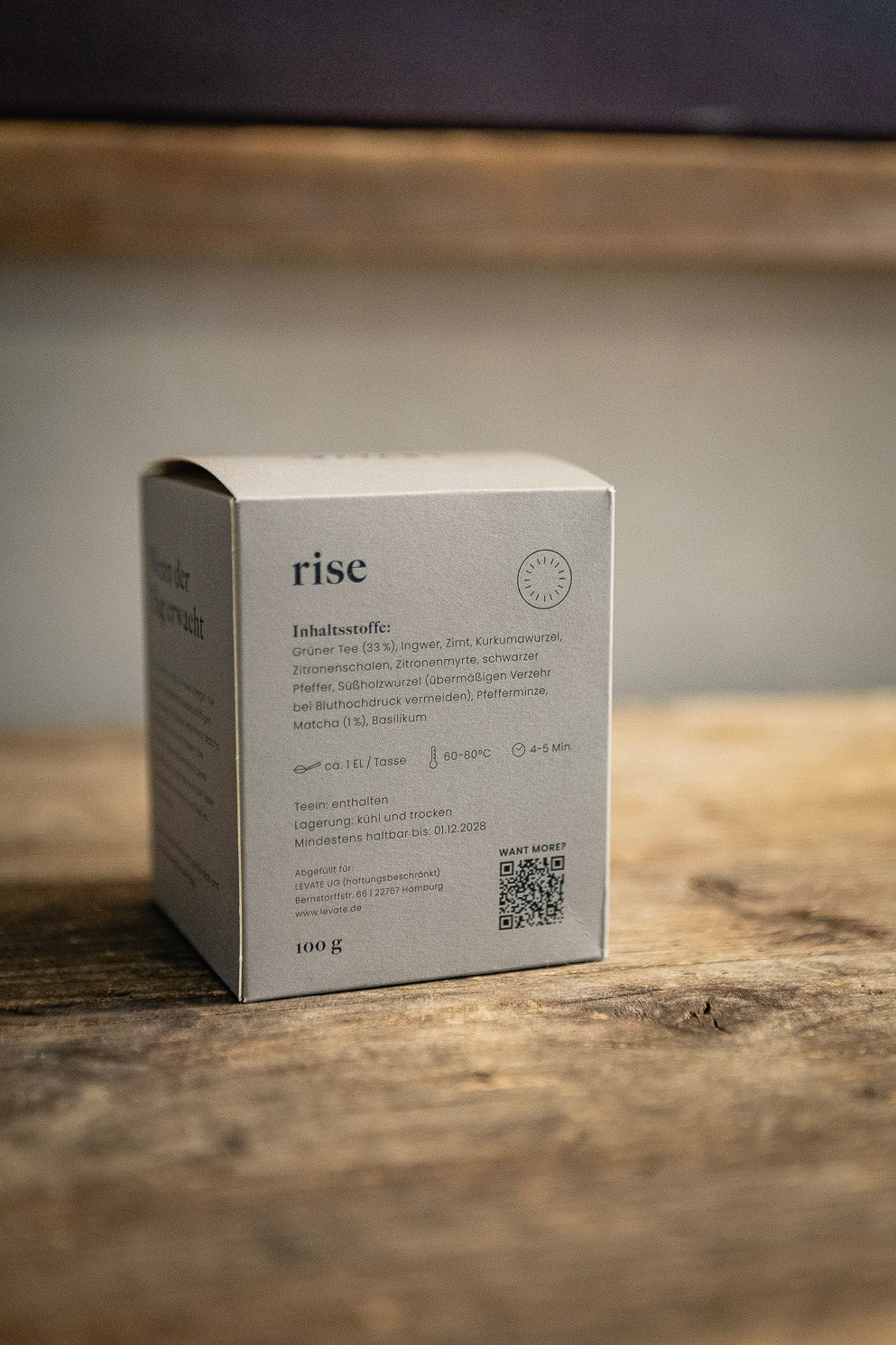 Rise | Matcha-dusted Morgentee mit Sencha, Gunpowder & Ingwerstücken